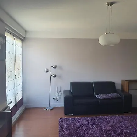 Apartment Domino